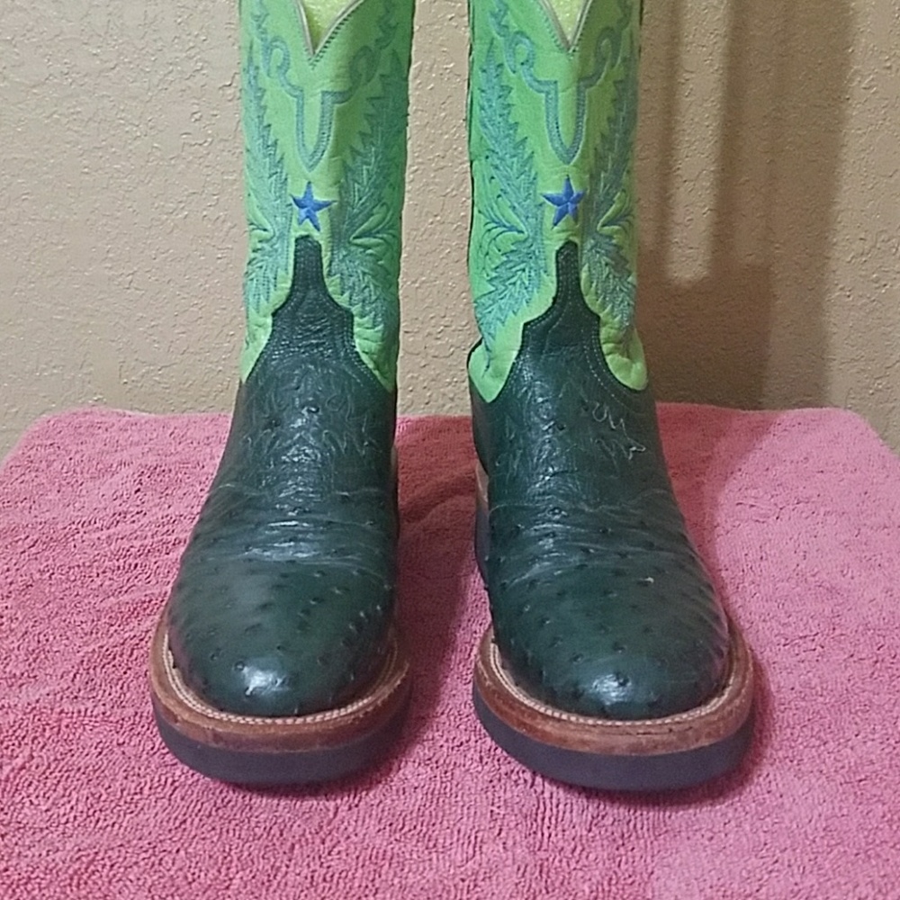 Lucchese Ostrich crepe sole boots